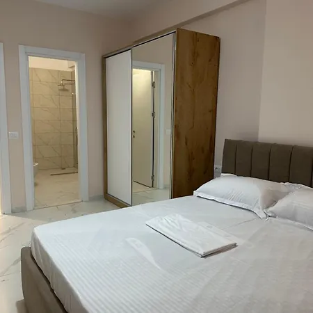 Adan Luxury Apartament *